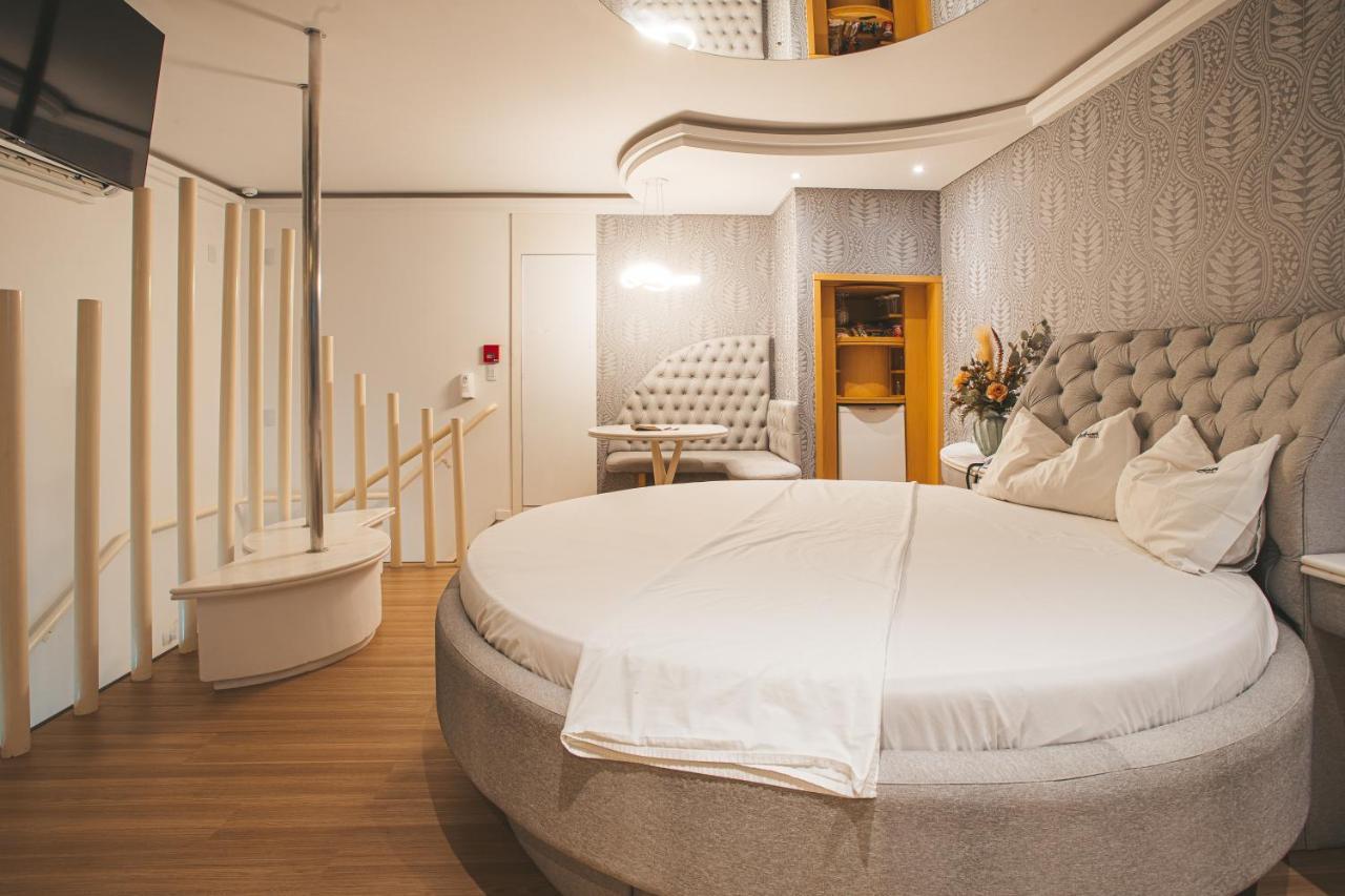 Motel Kalahari Jaragua do Sul Ngoại thất bức ảnh