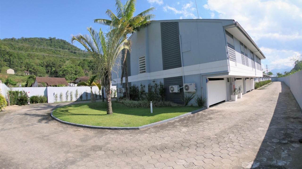 Motel Kalahari Jaragua do Sul Ngoại thất bức ảnh
